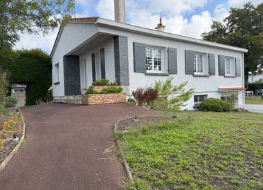 Maison 5 Pièces 230 m²